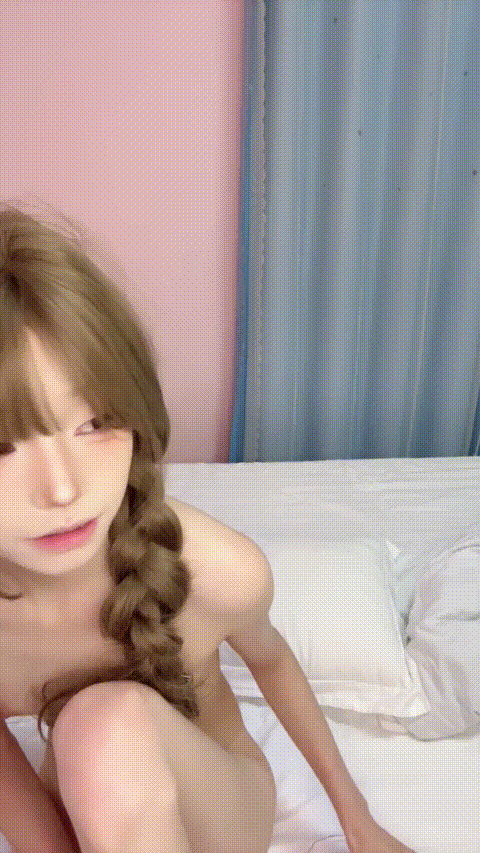 露露17岁_20260215_212929_p60.gif
