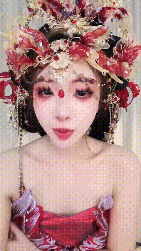 ⚫️全网第一骚萝，年后正式复出【炫迈】古装cos自慰喷水，越来越骚了_p60_compressed.gif