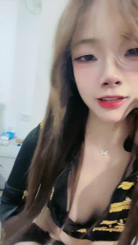 顶级极品校花【07在校高中生】100恋爱的感觉 圆润美乳 鸡皮翘臀大屁股 长腿嫩穴 真想.gif