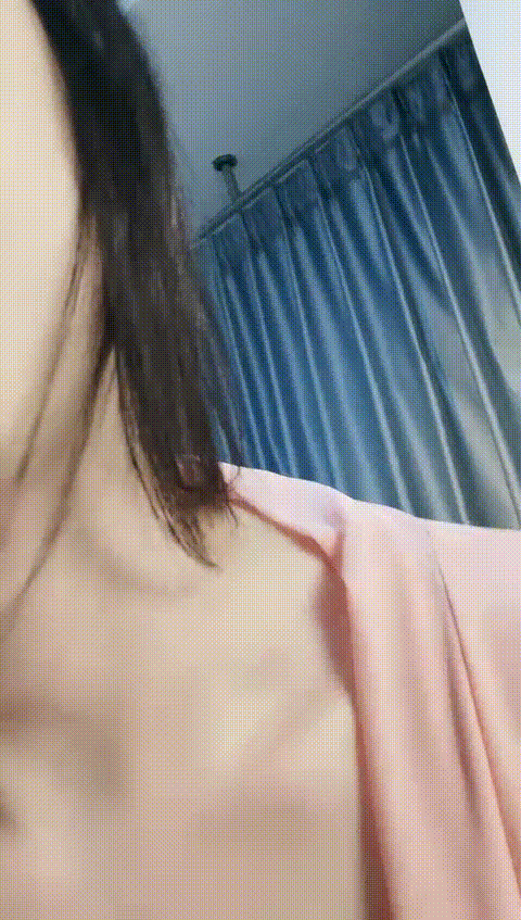 #夏禾_cx_371290_2023年09月03日_22时59分10秒_mp4_裁剪_1gxv_p5_compressed_compress.gif