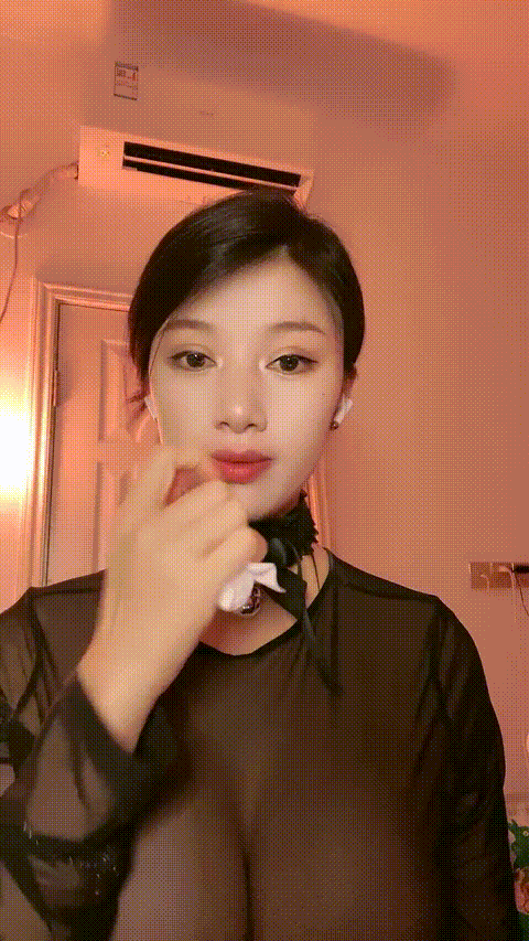 #空姐型耶__8_2_p20_compressed.gif
