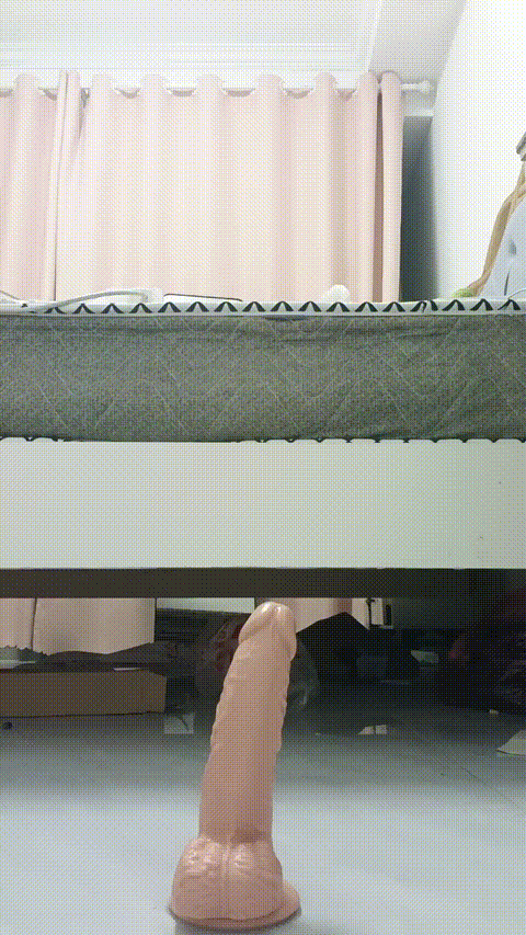 她说逼塞满了_20260211_173754_p80.gif