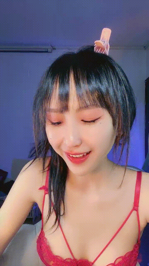 #草莓味妹妹_____p80_compressed.gif