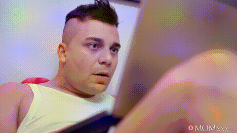 Horny VR lad hires mature escort_p5.gif