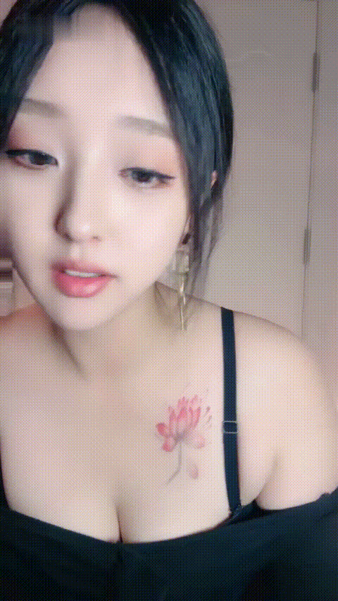 美人鱼_20260217_212431_p5_compressed.gif