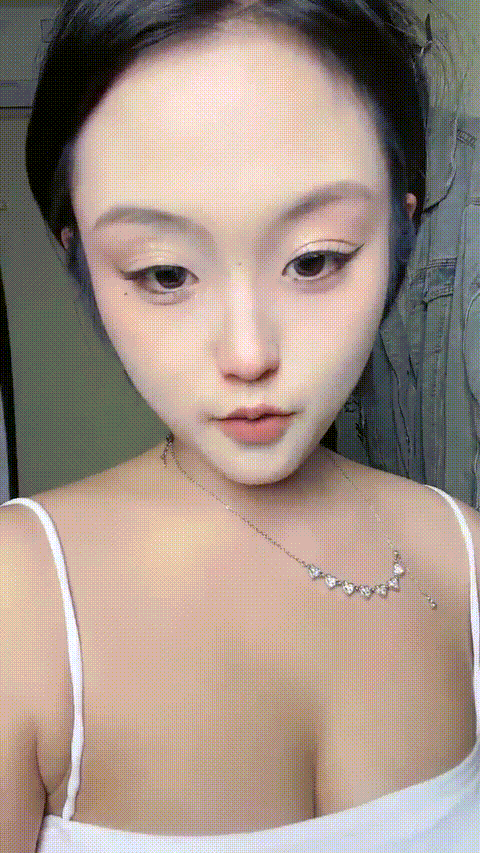 D杯小白_可爱学妹主播_露脸直播道具大秀合集9部_9_p5_compressed.gif
