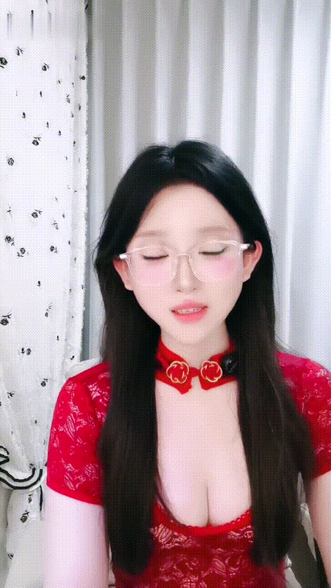 最美纯情校花 反差女大学生 【铁杉公主 】尺度骤升道具自慰哗哗喷水 (2)1031_p5.gif.gif