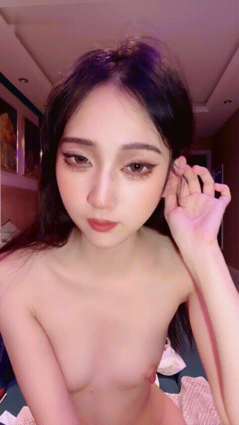 菠萝吹吹_20260212_132559_p5.gif