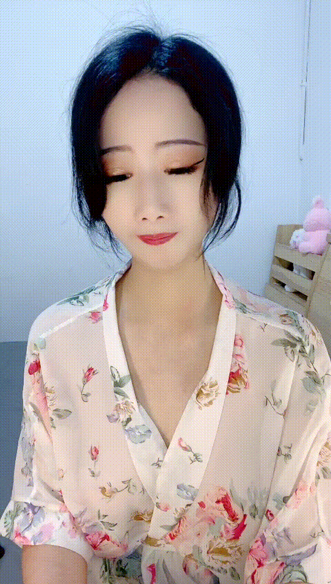 vlc_record_2023_05_11_22h19m29s_cx___p40_compressed.gif