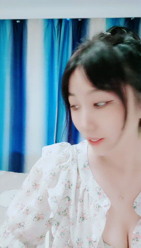 #k月月__6_20_mo9nc_p60_compressed.gif
