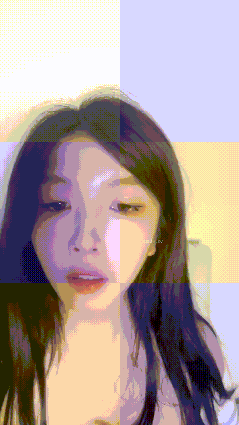 【豆豆姐姐】肤白貌美大奶子女神！掰开粉逼等你进去！_6_p5.gif