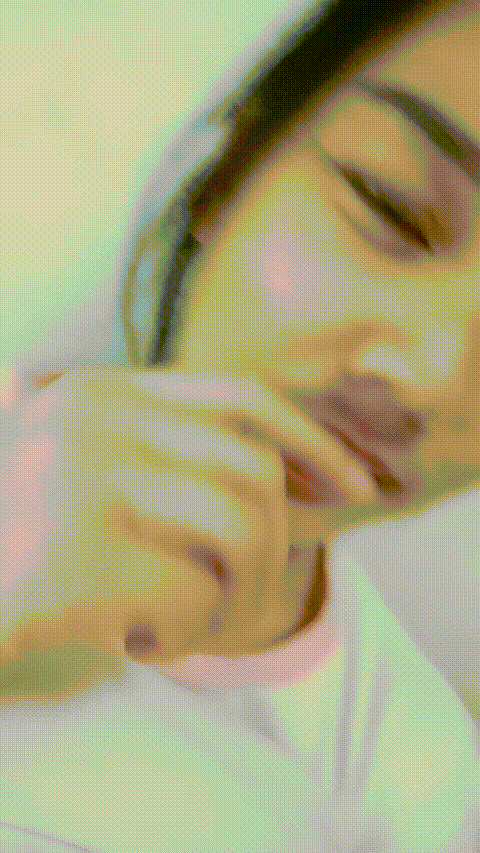 #小阿姨来了么么哒__zvvj4_p60_compressed.gif