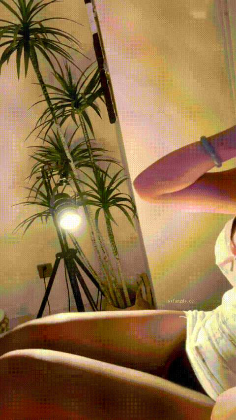 (180)1096_p5.gif
