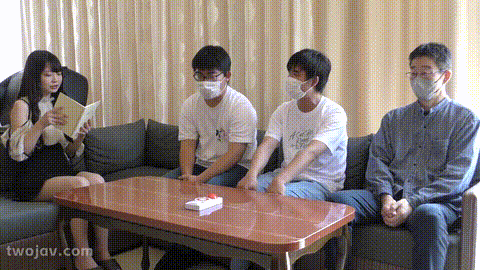 FC2-PPV-4792825_4_p40.gif