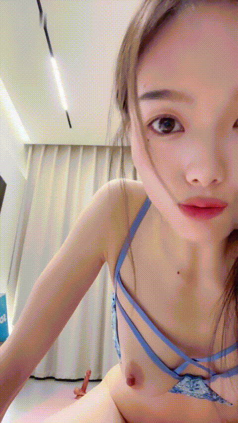 【嫂子】人妻少妇 酥胸诱惑 美腿丝袜 性感内衣极致诱惑 巨骚 跳蛋自慰道具抽插1488_p6.gif