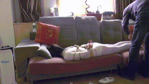美束映画 定拍我的奴隶妹妹 最后的终结_p80.gif