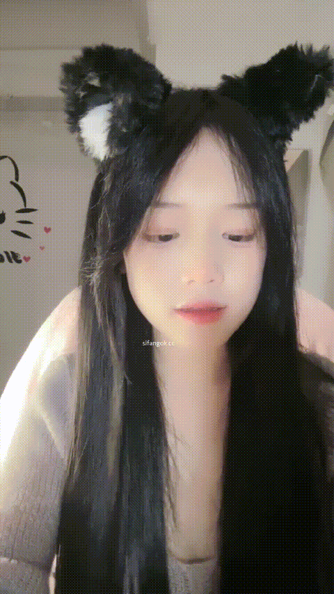 【e懒得喷】危险纯欲体 G奶女学生 全身肌肤雪白 完美身材小蛮腰大长腿粉嫩逼逼 抖胸裸.gif