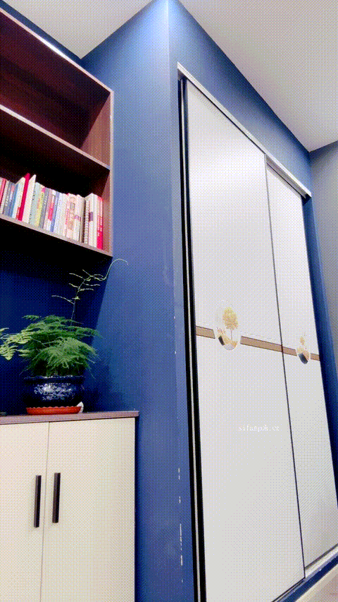 舞蹈老师骚的要命【老师要上课啦】大长腿一字马草逼 大奶美乳 嫩穴大屁股 首次啪啪 道.gif