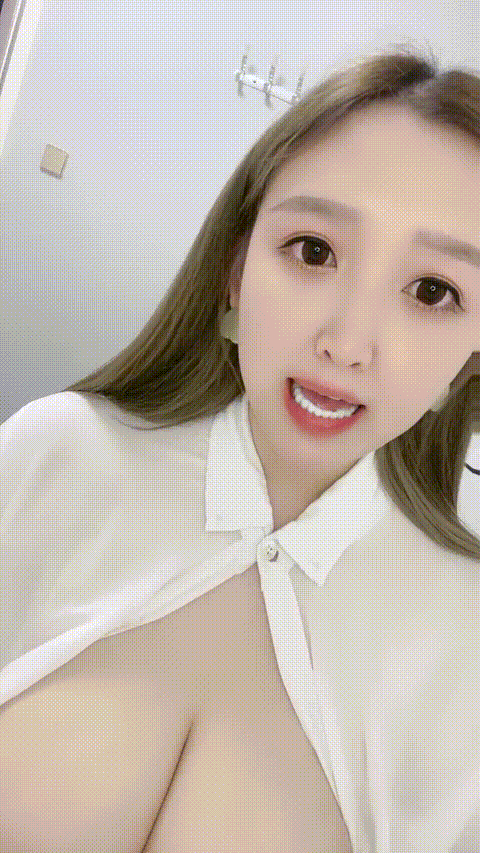#幺幺麋鹿了___8_m9qoo_p80_compressed.gif