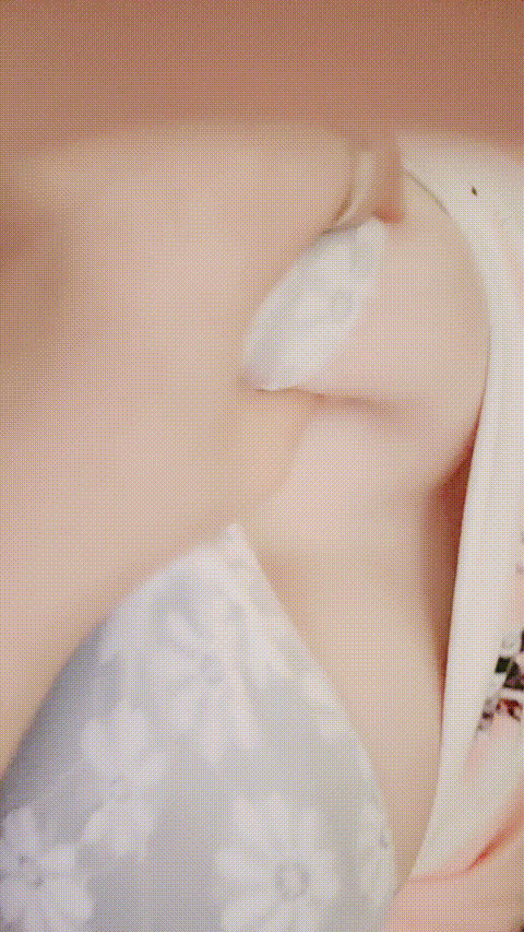 932890560__p80.gif