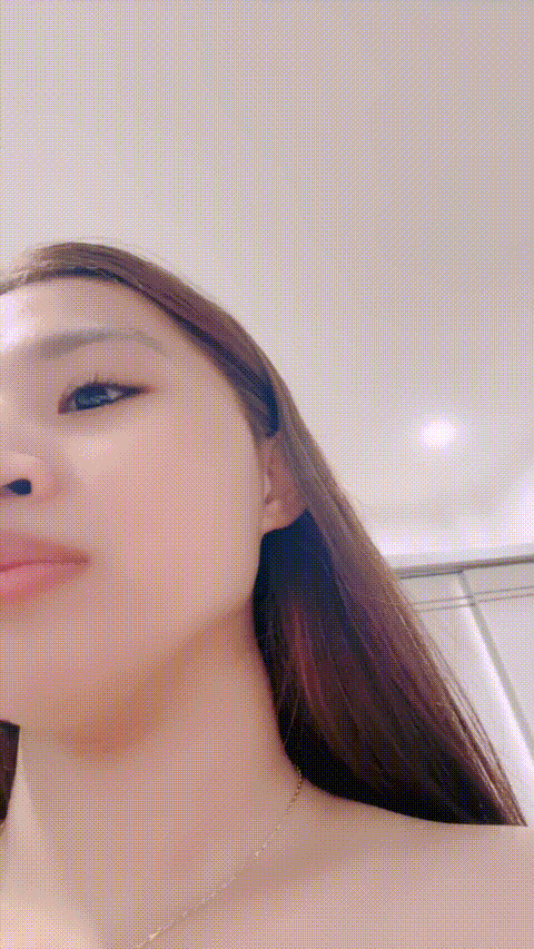 极品御姐女神【黑和白】全身白皙粉嫩 美乳长腿嫩穴 自慰抠逼高潮喷水 连续几次喷水 又.gif