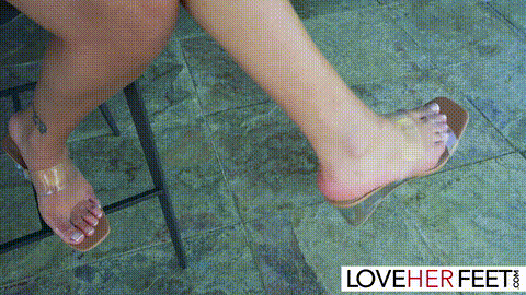 JOI Foot Tease with Ari Parker_p5_compressed.gif