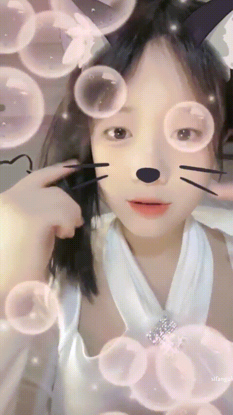 【e懒得喷】危险纯欲体 G奶女学生 全身肌肤雪白 完美身材小蛮腰大长腿粉嫩逼逼 抖胸裸.gif