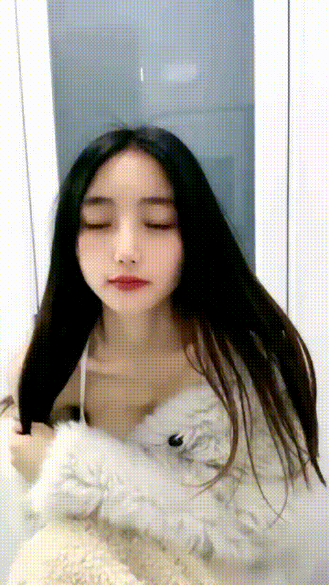 20220205_215732 00_00_00-00_52_28_p40_compressed.gif