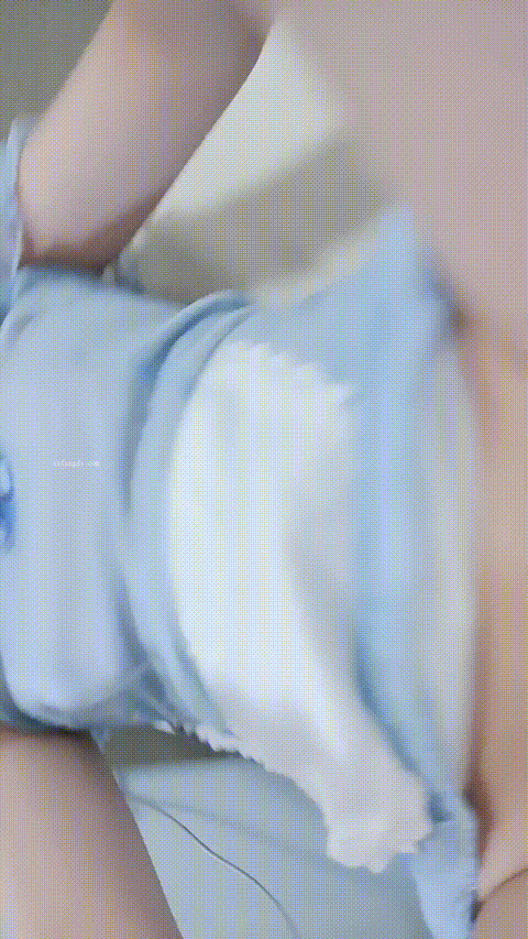 【小呆梨】极品校花！超粉嫩的裸体和蝴蝶逼！撸死我了_5_p20_compressed.gif.gif
