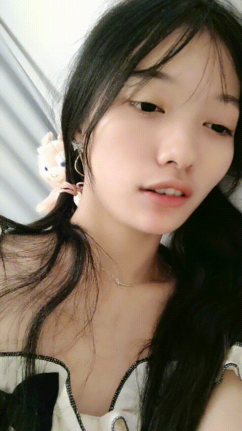 #蔡蔡仙女__8_3_p60_compressed.gif
