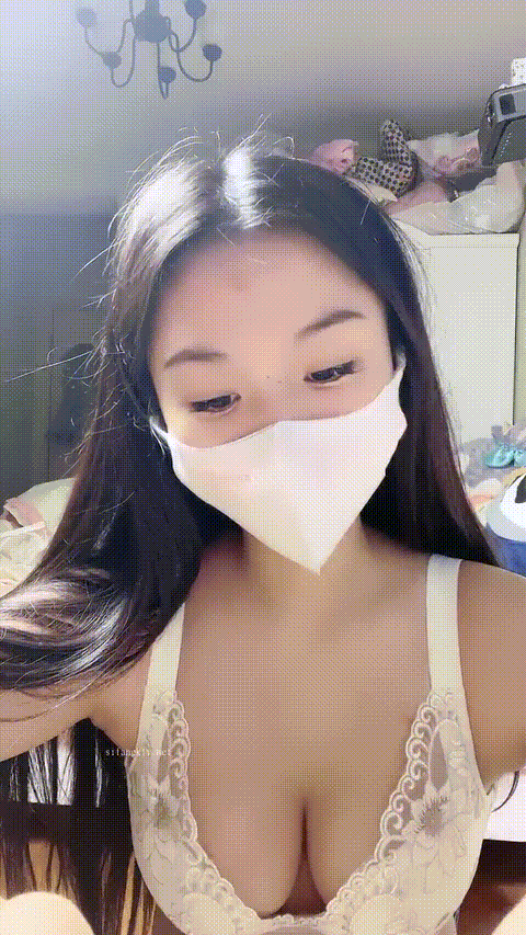 D杯小白_可爱学妹主播_露脸直播道具大秀合集9部_5_p20.gif