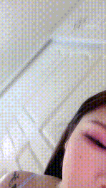 1 (6)_compressed.gif