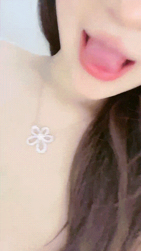 半糖_ 川上富江_，俏美人香肩玉背水蛇腰_勾魂摇摆_全裸逼特_10_p80 (2).gif.gif