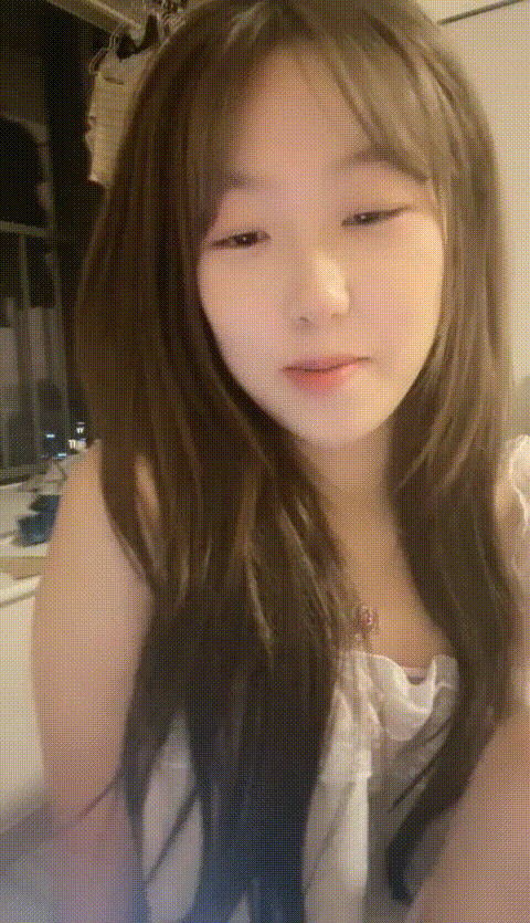 超高颜值黄播美女 黄播行业现象级美女 落九川小川是个美女漫画川 超长10小时合集 第一.gif