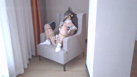 绳艺_ 窒息_ HUI_HUI_SM_006_loli女仆超紧M字捆绑，强制GC呻吟扭动_p20.gif