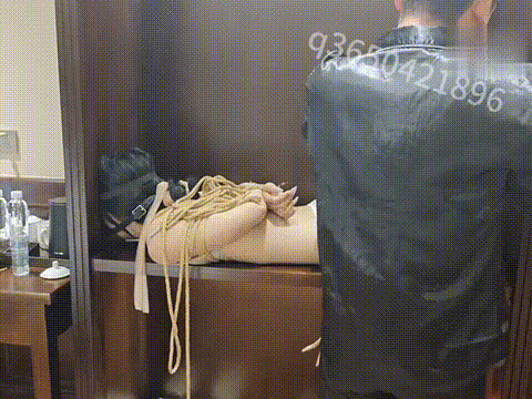 欢乐谷原创 调教途中被男朋友电话查岗的小莫101_p60.gif