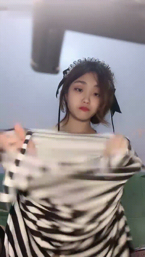 小瑶饿了_20260208_161905_p80_compressed.gif