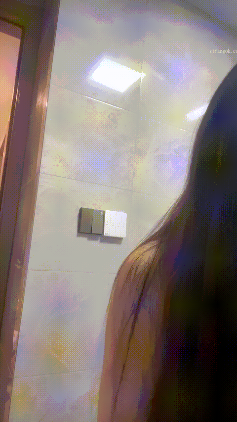极品尤物小少妇【月亮躲在云朵】天然巨乳 极品无毛馒头粉鲍一线天 甜奶吃鸡吧 大鸡巴.gif