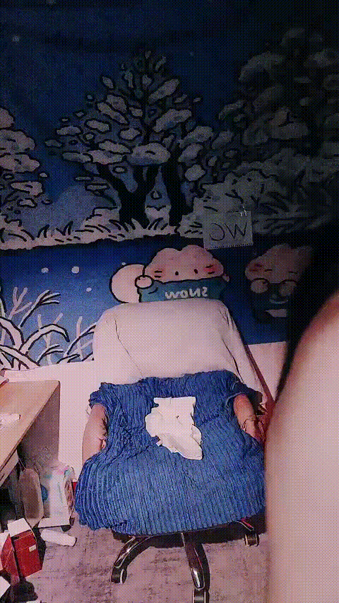 【小小的小朋友】邻家小妹妹! 顶级裸舞~道具自慰~狂撸中 (1)_p80_compressed.gif.gif