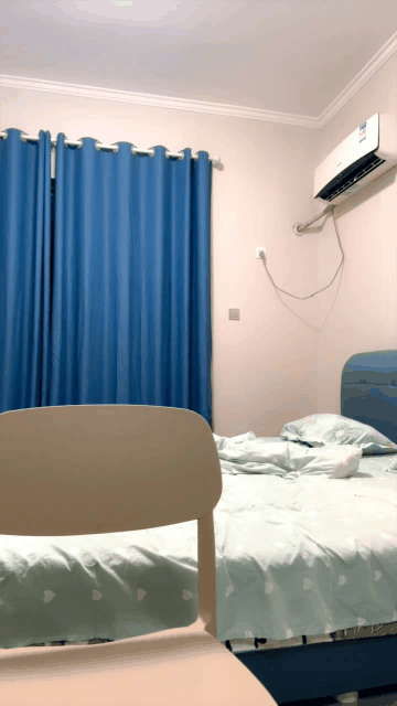 新来的甜美小念全程露脸大秀直播黑丝情趣诱惑镜头前揉奶玩逼道具抽插AV棒自慰淫荡浪叫.gif