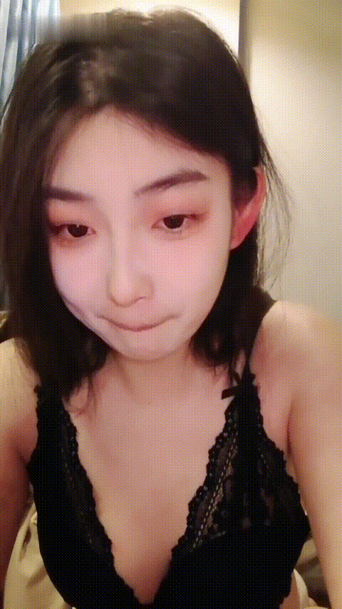 新人18岁小粉【鸭鸭是个m】顶级校花 好骚sm捆绑自慰 被男友道具狂玩屄 调教口爆吞精太.gif
