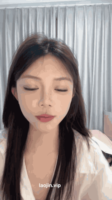 1783906158咪咪酱2025-7-12 (2)_start4094s_1s_compressed.gif