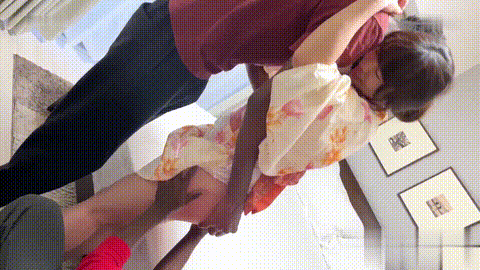 熟女人妻~131_p5.gif