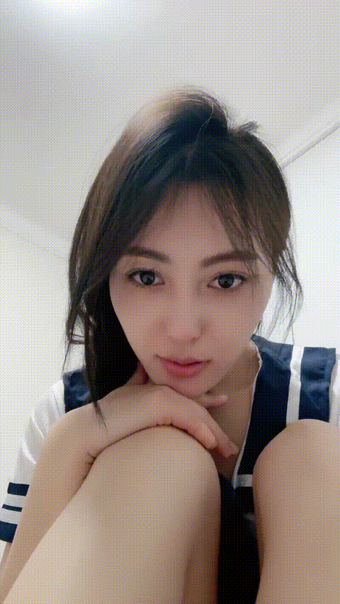 顶级御姐女神【哇塞范冰冰】名媛御姐 巨奶肥臀 刮毛嫩穴 全裸沐浴 近距特写骚逼 太爽.gif