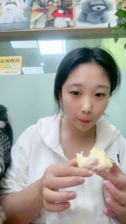 水嫩的小美_是你的乖妈妈_p20_compressed_compressed.gif
