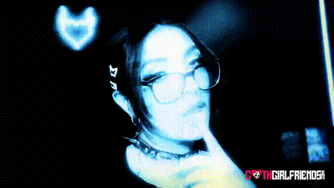 Crazy Steamy Session With Sexy Gothic Madison Wilde_p5.gif