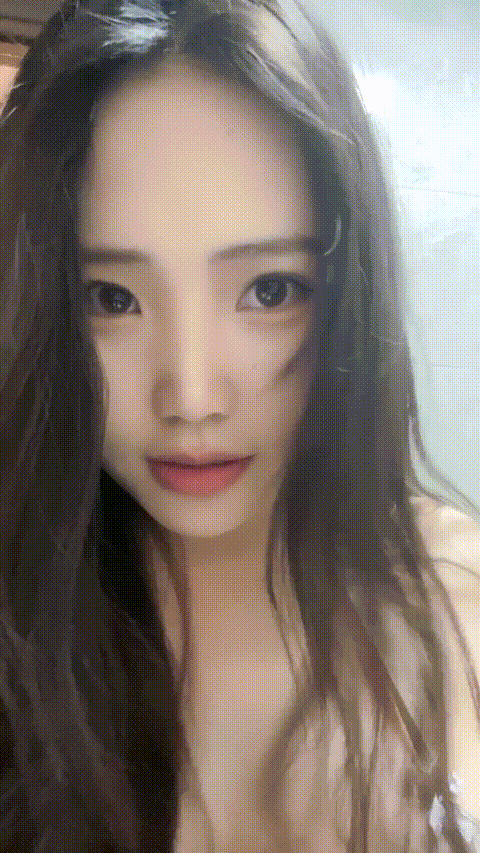 G奶女神【月亮躲在云朵】这个大蜜臀 是最好看 最舒服的 馒头美鲍自慰喷水 (5)_p60_com.gif