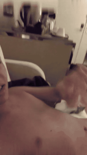 1 (4).gif