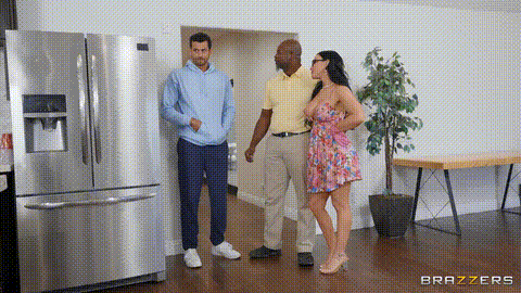 She’s Nothing Butt Gamer Anal Trouble_p5.gif