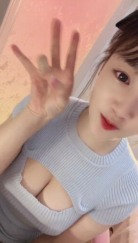 vlc_record_2023_05_22_21h42m49s_cx___p40_compressed.gif